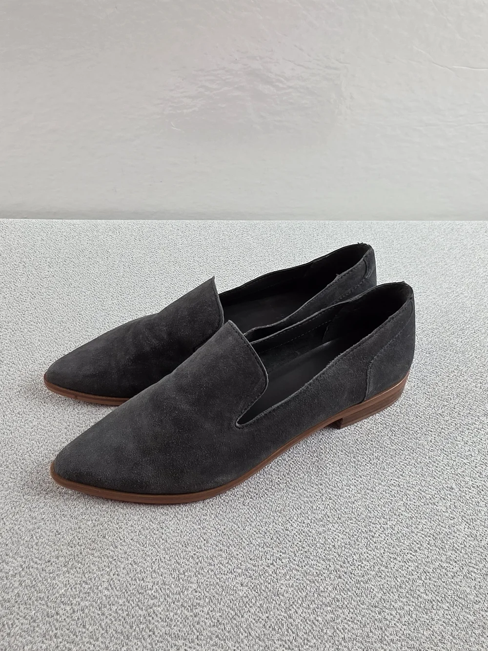 Treasure & Bond Grey Suede Pointed Toe Slip-On Flats Loafers Wmn's 10